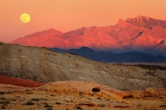 Valley Of Fire Moonrise